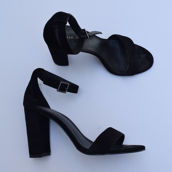 Women's Pelle Moda Black Ankle Strap Sandal Size 9 - Picture 4 of 5